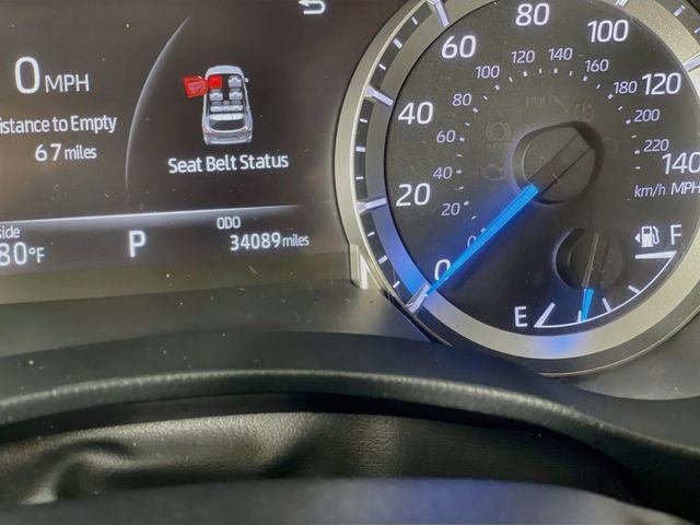 Used 2023 Toyota Highlander Bronze Edition FWD image 13