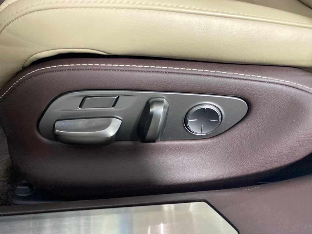 Certified 2020 Lexus LS 500 AWD image 24