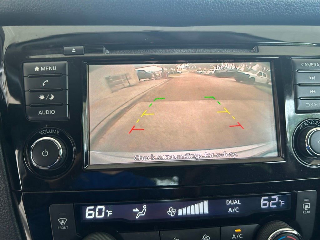Used 2018 Nissan Rogue SV FWD image 9