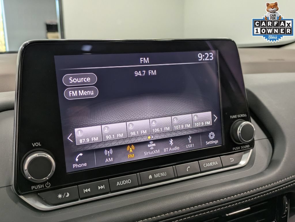 Used 2023 Nissan Rogue SL AWD/4WD image 13