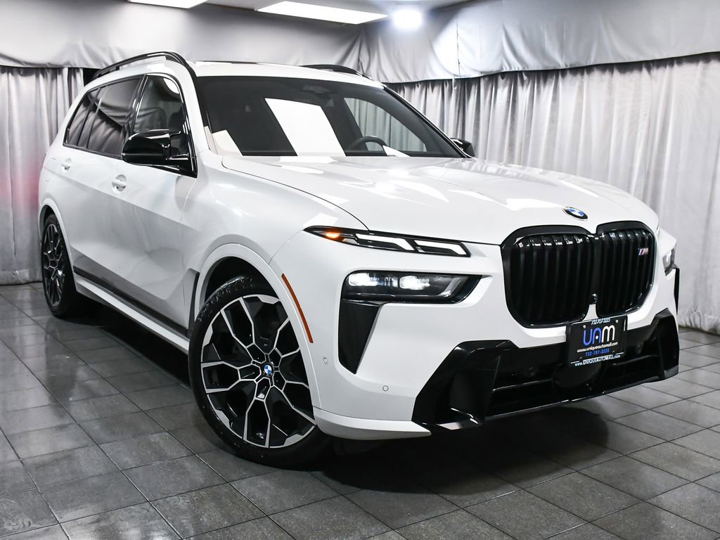 Used 2026 BMW X7 M60i image 3