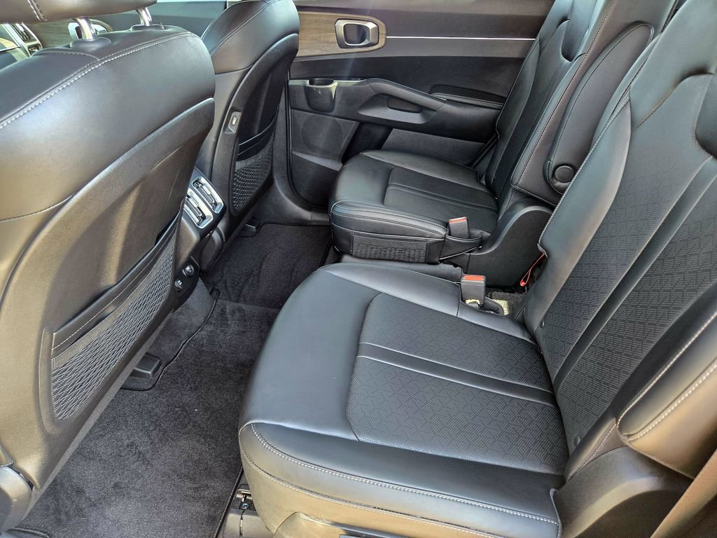 Certified 2023 Kia Sorento X-Line EX image 29