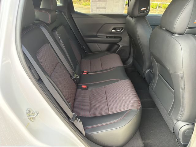 New 2026 Nissan Kicks SR w/ SR Premium Package FWD image 17