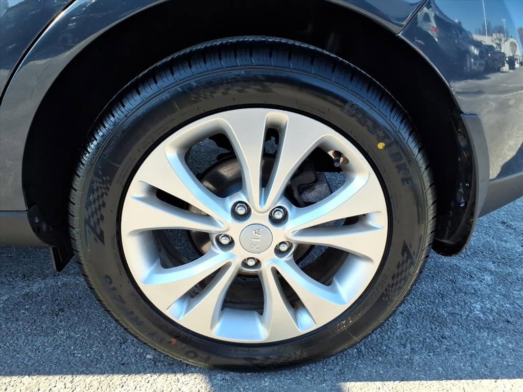 Used 2016 Kia Soul + w/ Audio Package image 16