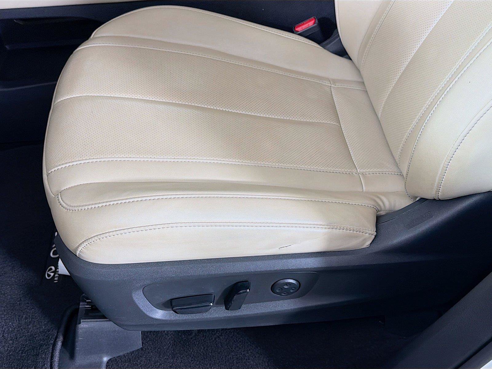 Used 2023 INFINITI QX60 Luxe w/ Cargo Package AWD/4WD image 15