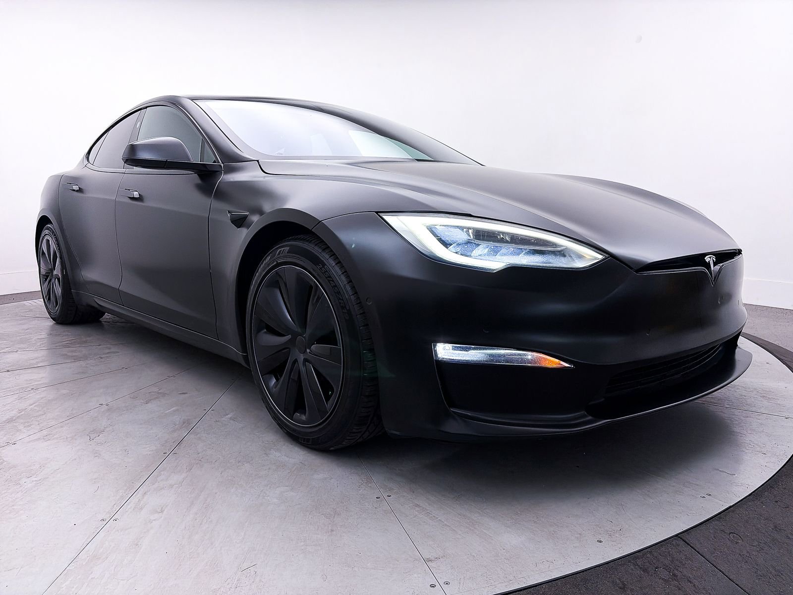 Used 2021 Tesla Model S Plaid AWD/4WD image 10