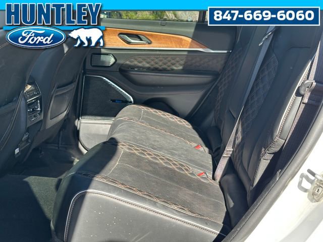 Used 2022 Jeep Grand Cherokee Summit AWD/4WD image 14