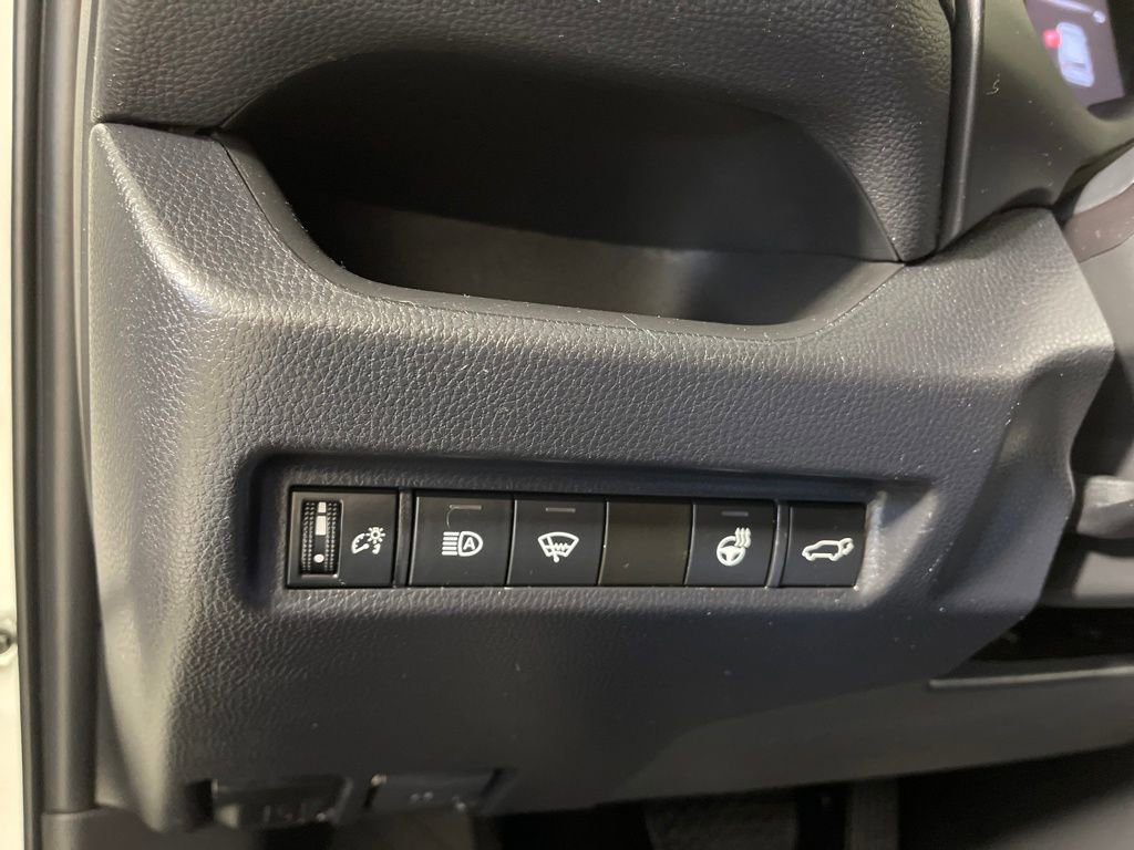 Certified 2022 Toyota RAV4 XLE w/ Convenience Package image 29