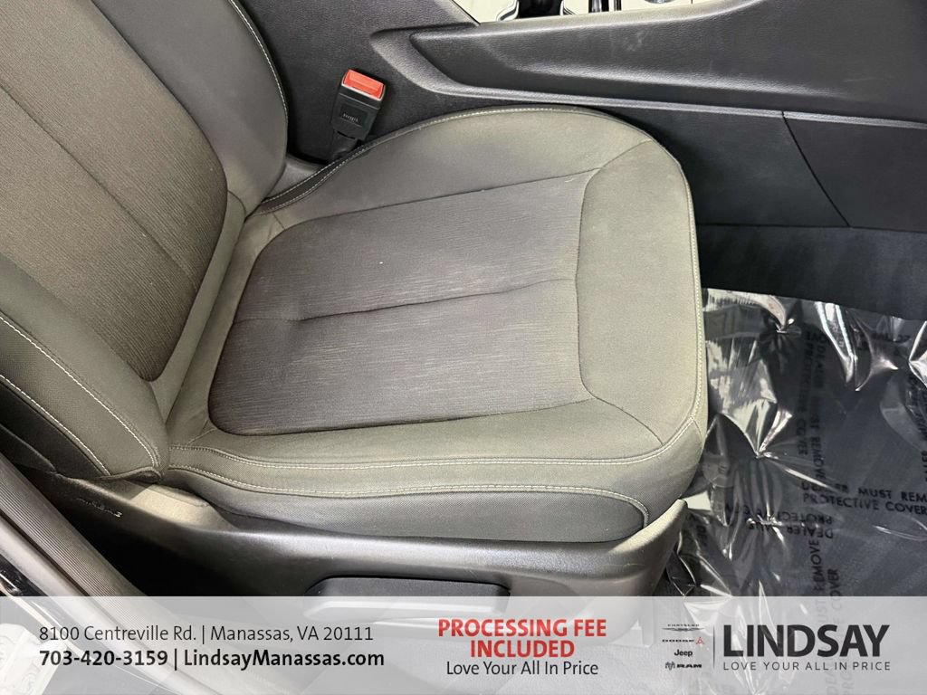 Used 2023 Jeep Grand Cherokee Laredo w/ Luxury Tech Group I AWD/4WD image 13