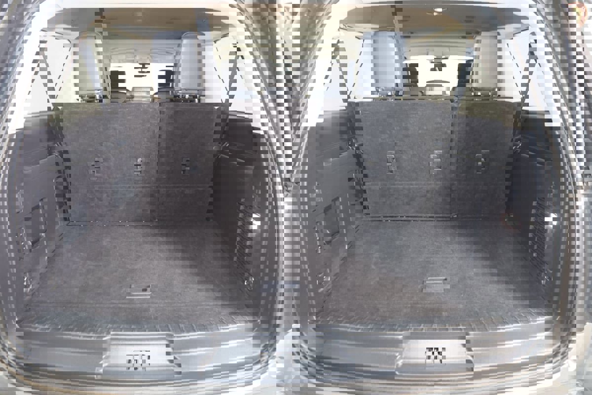 Used 2024 Ford Expedition Max XLT image 47