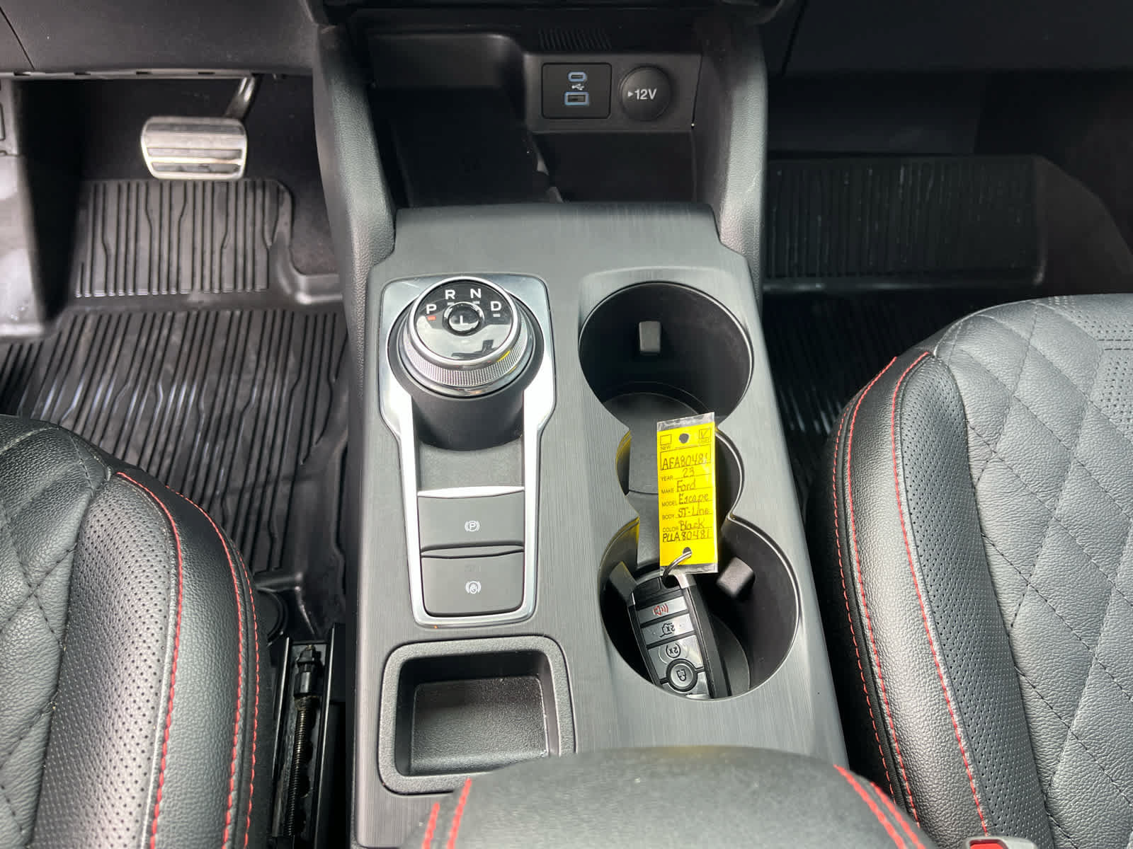 Used 2023 Ford Escape ST-Line Elite w/ Premium Technology Package AWD/4WD image 18