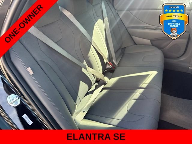 Used 2026 Hyundai Elantra SE FWD image 14
