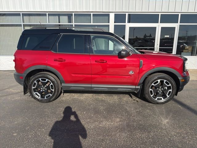 Used 2021 Ford Bronco Sport Outer Banks w/ Outer Banks Package AWD/4WD image 4