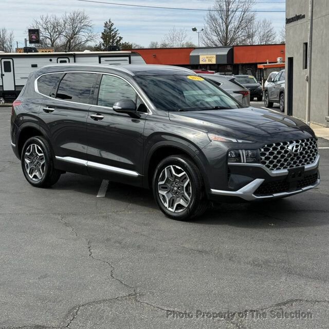 Used 2023 Hyundai Santa Fe Limited image 2
