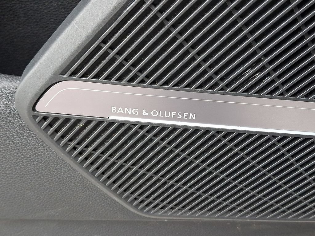 Used 2021 Audi Q5 Prestige w/ Prestige Package AWD/4WD image 33