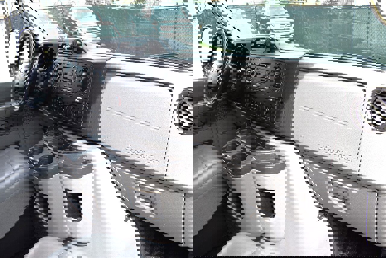 Used 2017 Ford E-350 and Econoline 350 Super Duty w/ Power Windows & Locks Group image 12