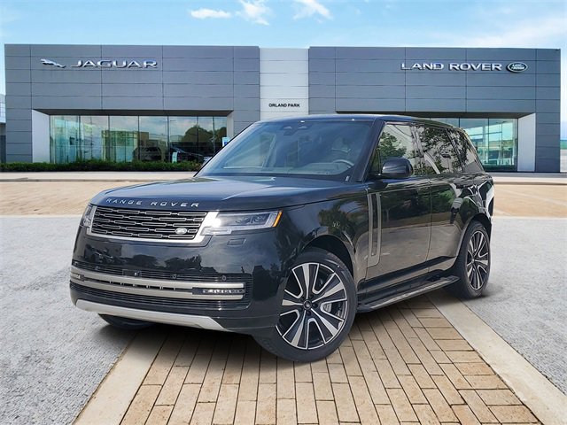 New 2025 Land Rover Range Rover SE