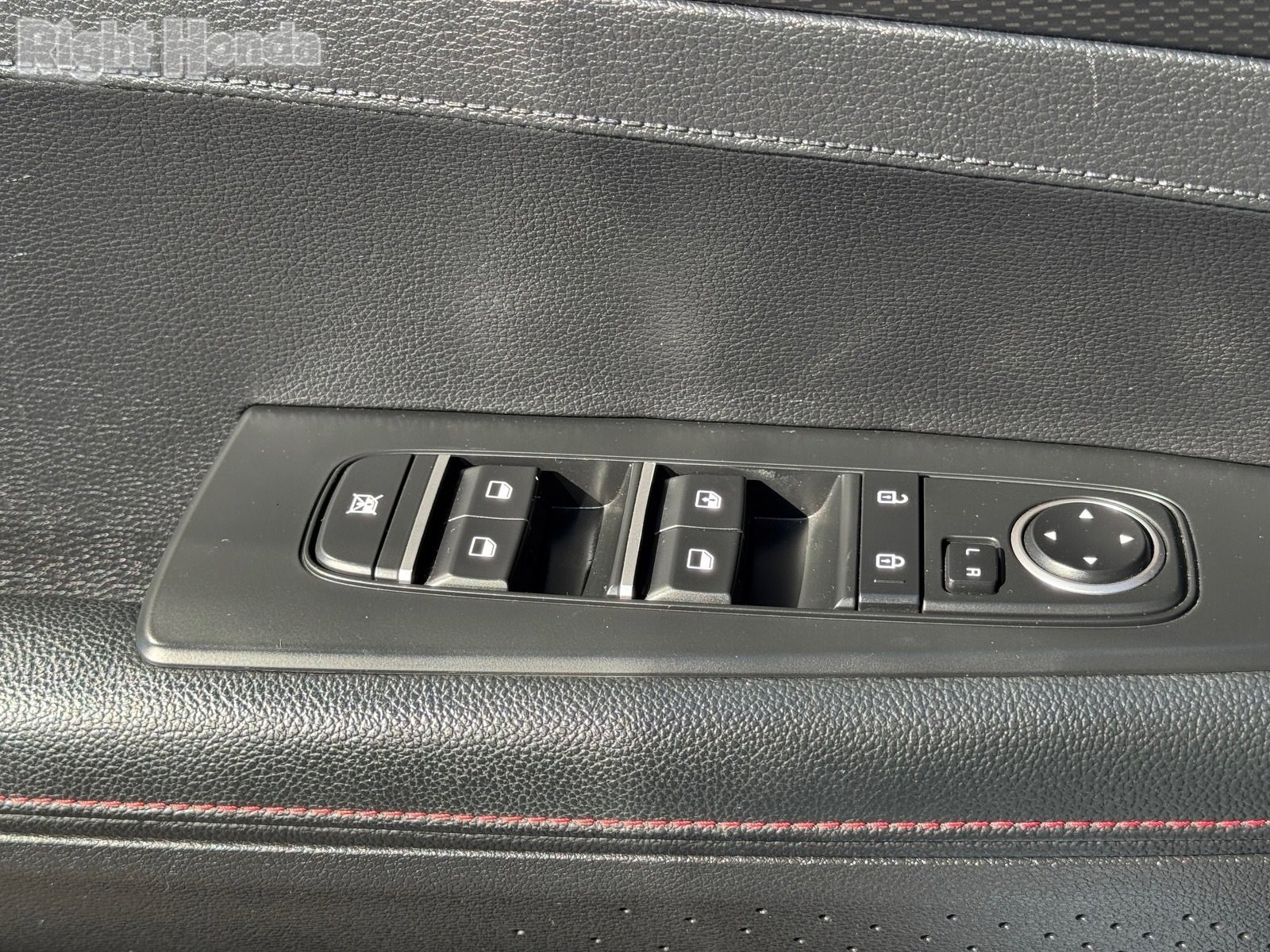 Used 2022 Kia Forte GT image 17