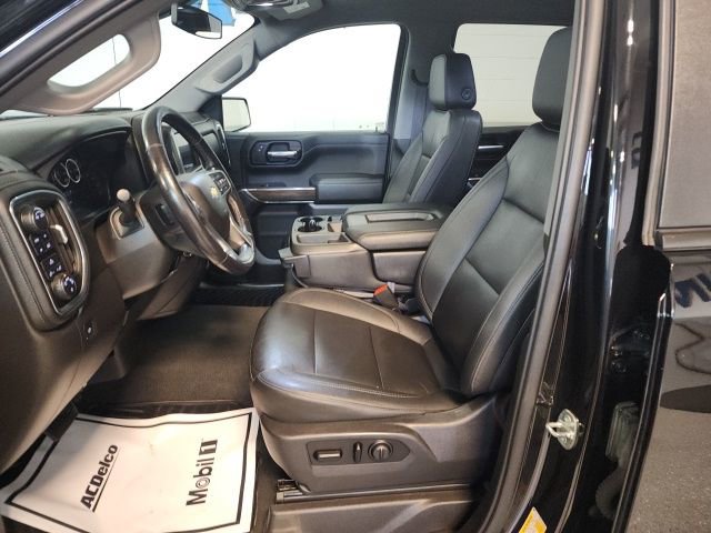 Used 2021 Chevrolet Silverado 1500 LT w/ Convenience Package II image 11