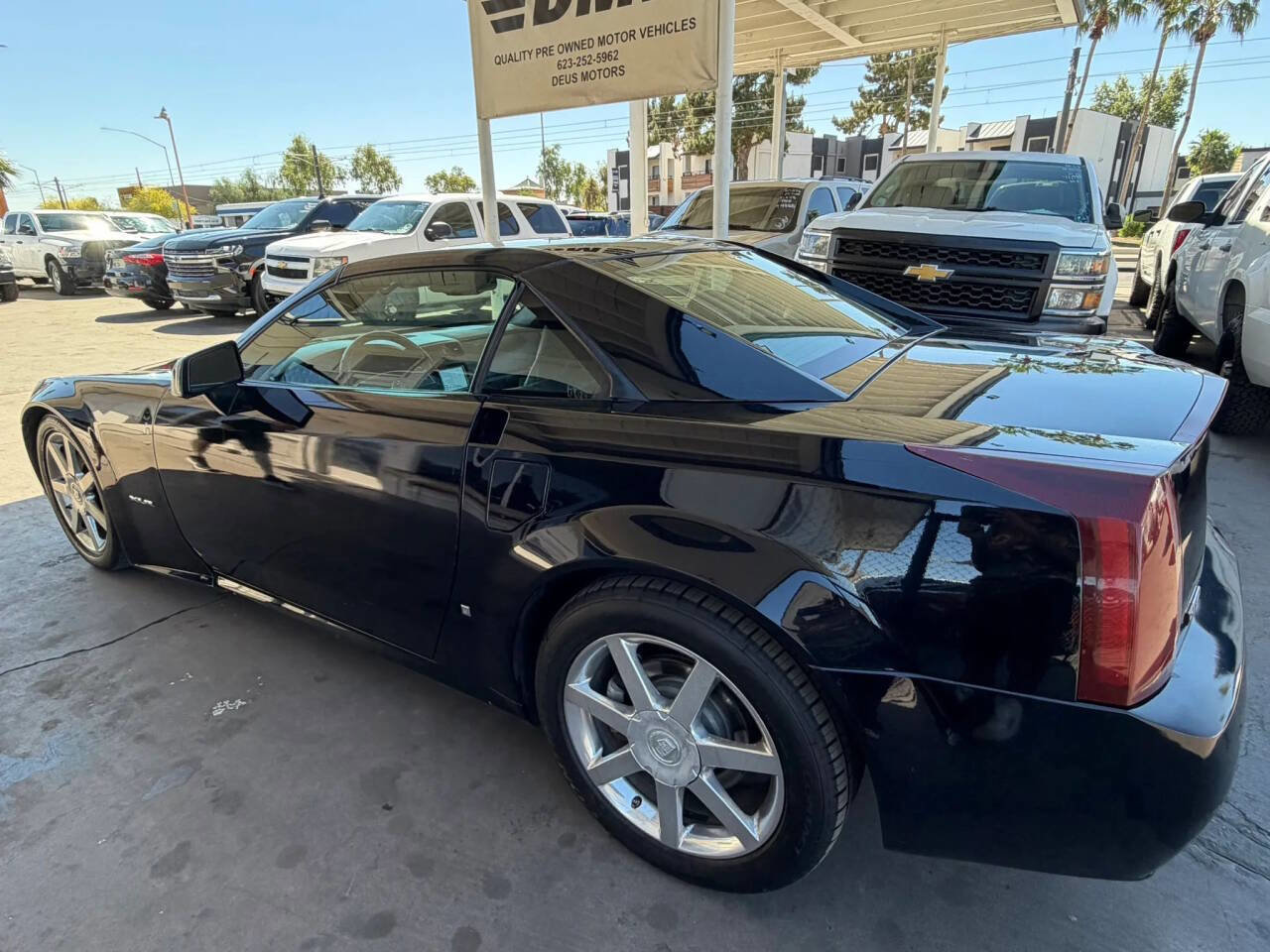 Used 2008 Cadillac XLR image 2