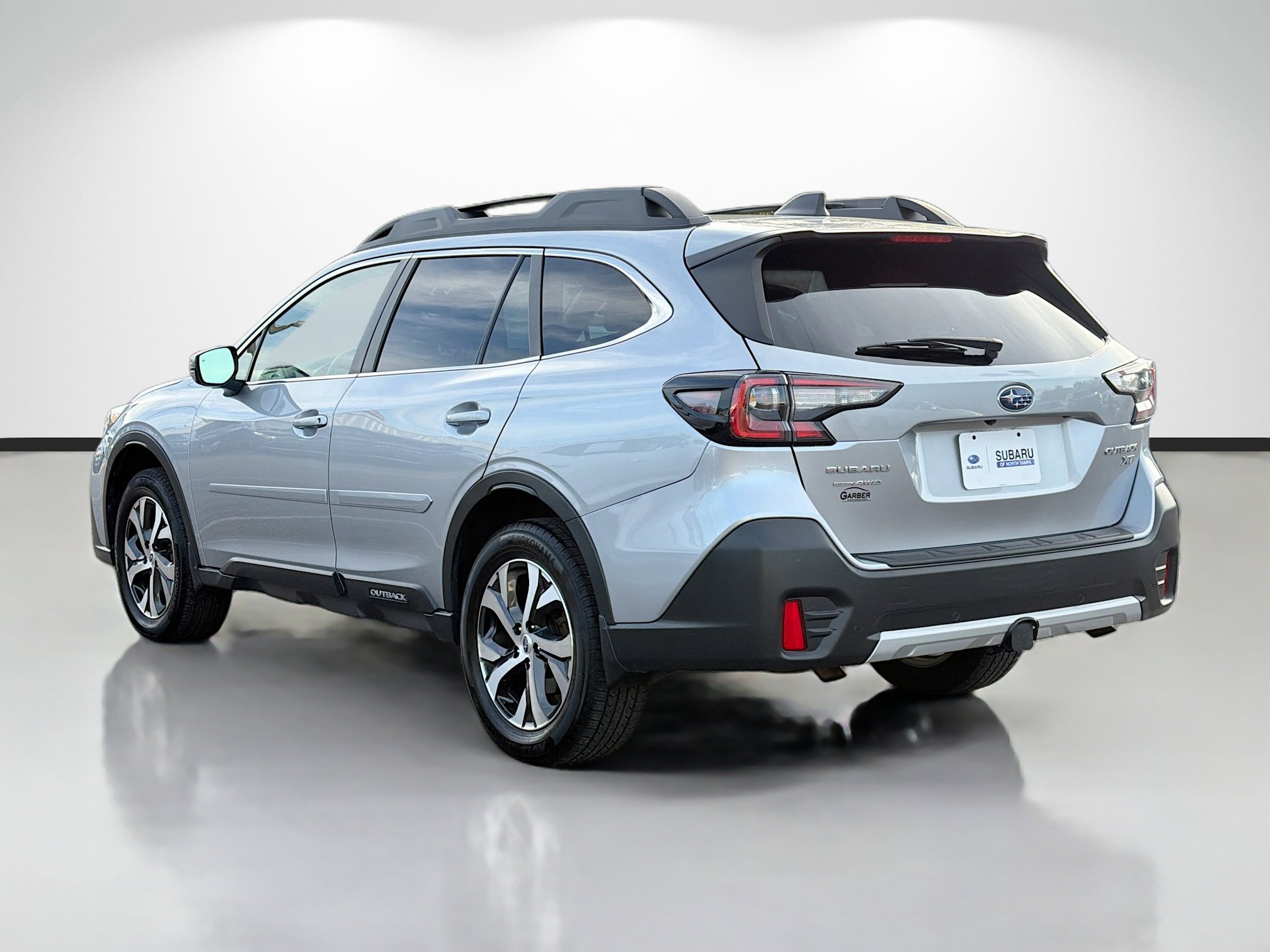Used 2022 Subaru Outback Limited XT image 5