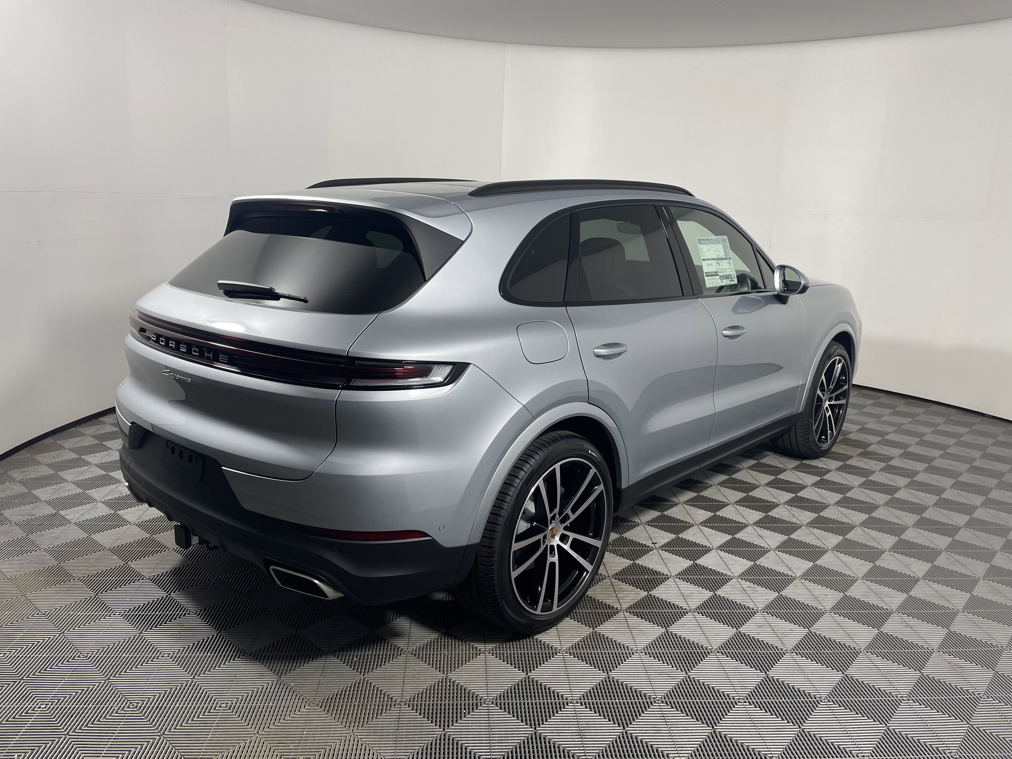 New 2026 Porsche Cayenne image 7