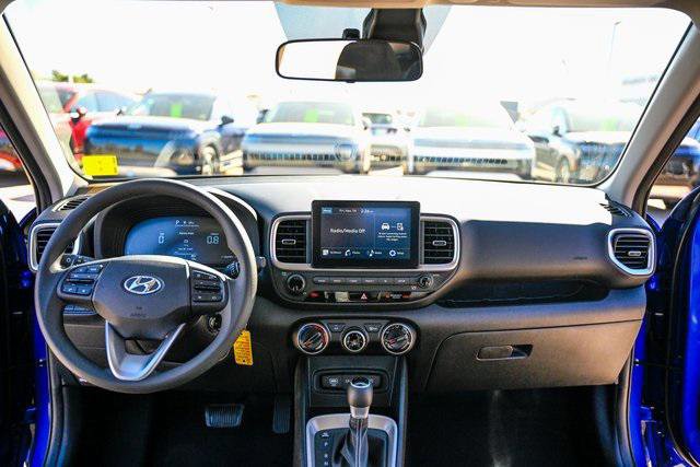 New 2026 Hyundai Venue SE image 13