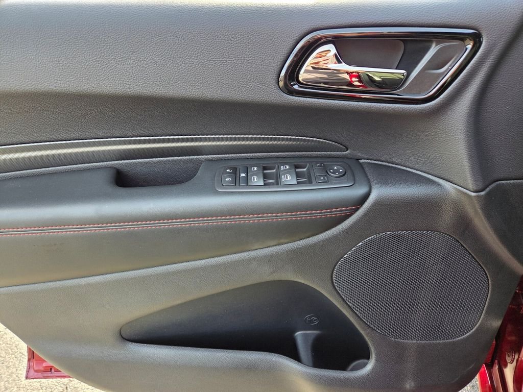 Used 2025 Dodge Durango GT RWD image 24