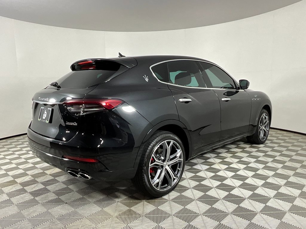 Used 2023 Maserati Levante GT image 4
