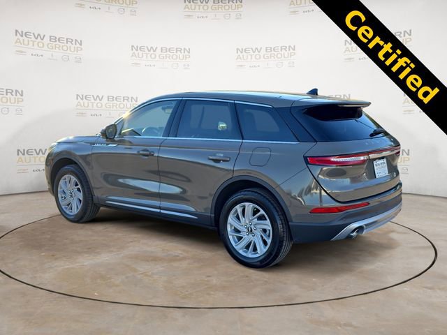 Used 2025 Lincoln Corsair FWD image 3