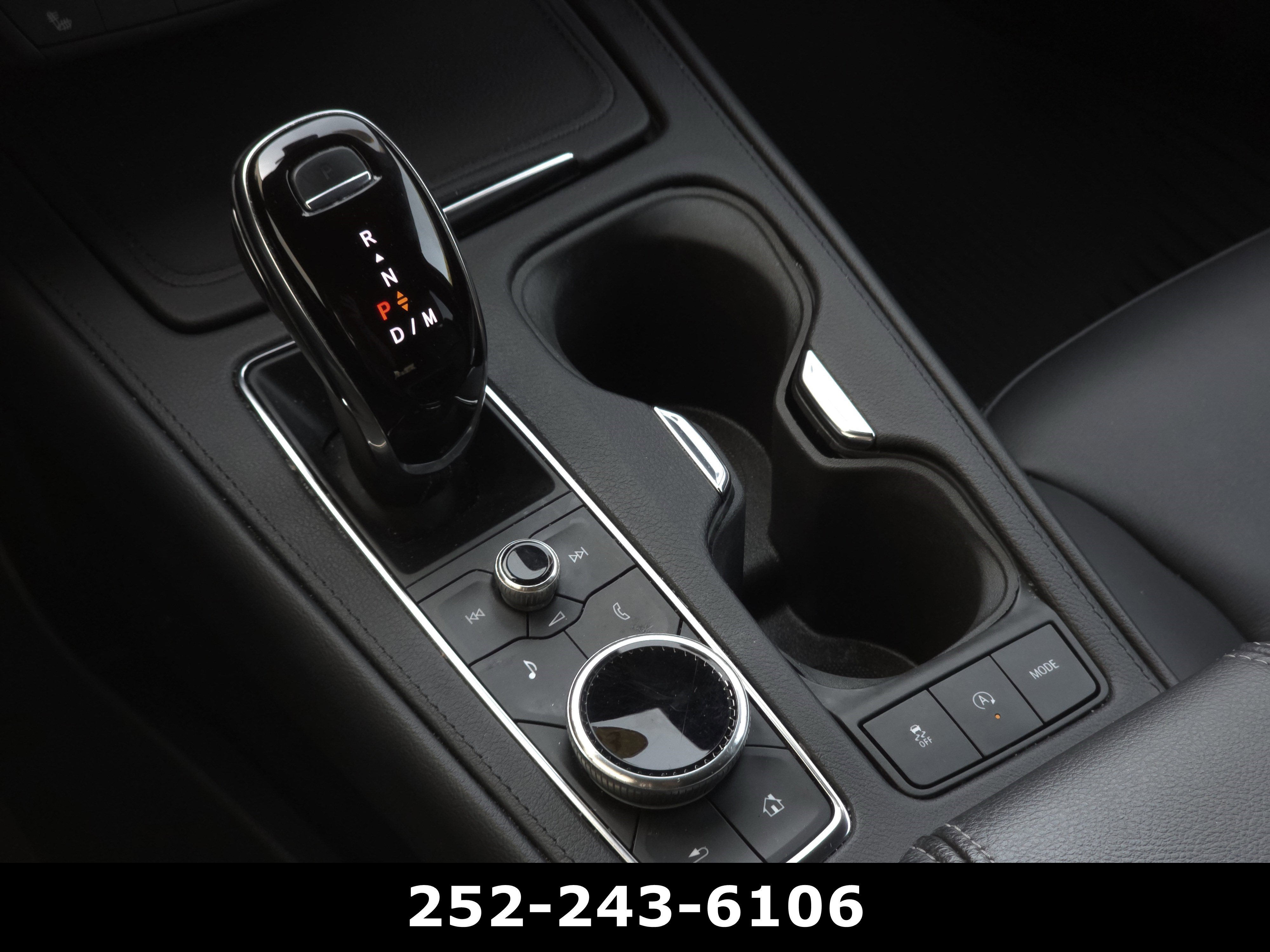 Used 2023 Cadillac XT4 Premium Luxury w/ Enhanced Visibility Package FWD image 15