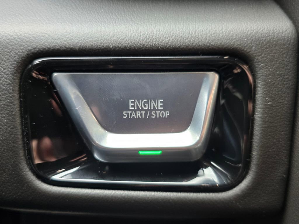New 2026 GMC Yukon Elevation AWD/4WD image 30