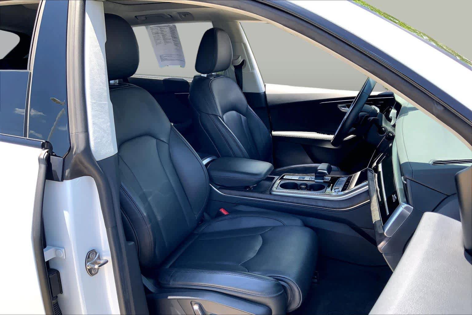 Used 2019 Audi Q8 Prestige AWD/4WD image 8