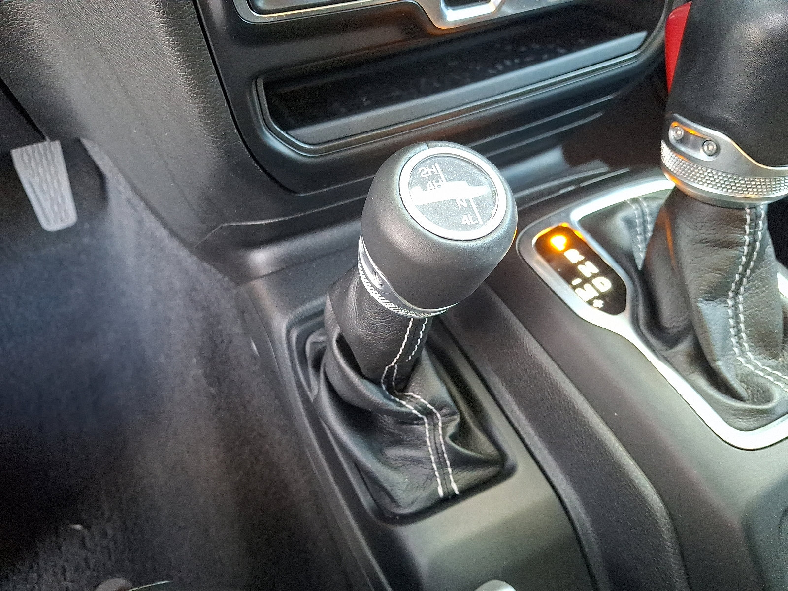 Used 2022 Jeep Gladiator Overland w/ Popular Equipment Package image 15