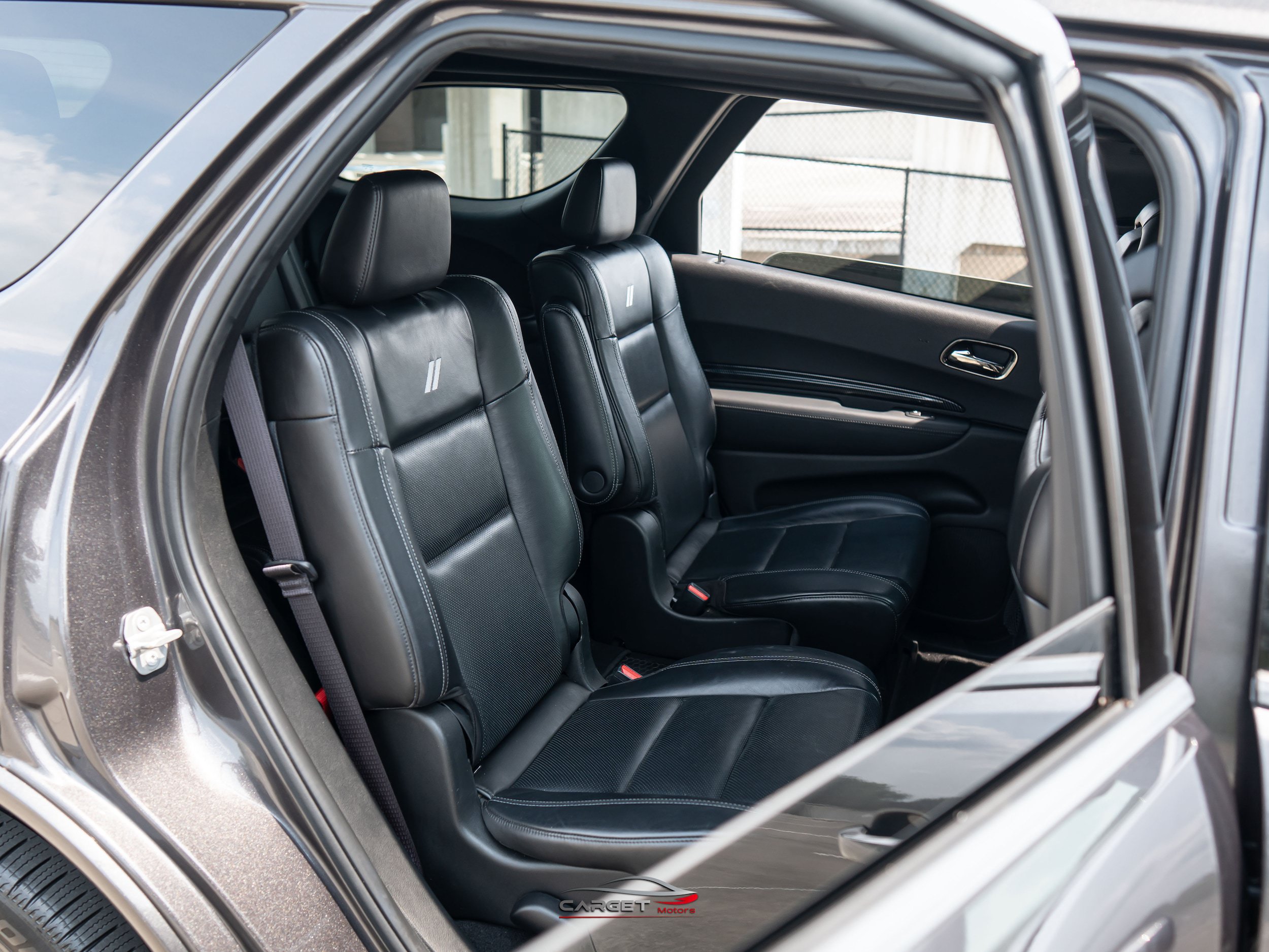 Used 2020 Dodge Durango R/T w/ Blacktop Package AWD/4WD image 18