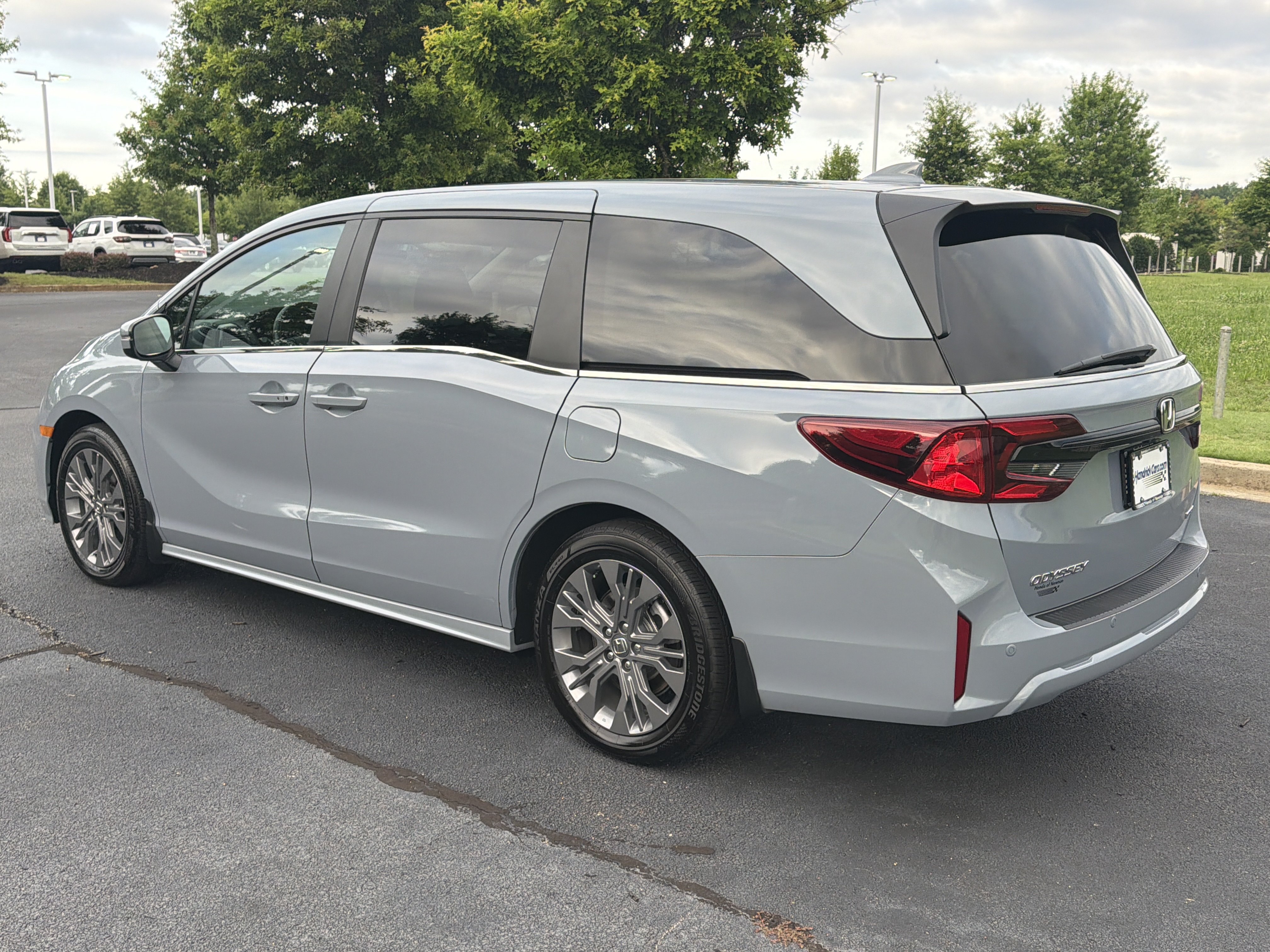 Certified 2025 Honda Odyssey Touring image 7