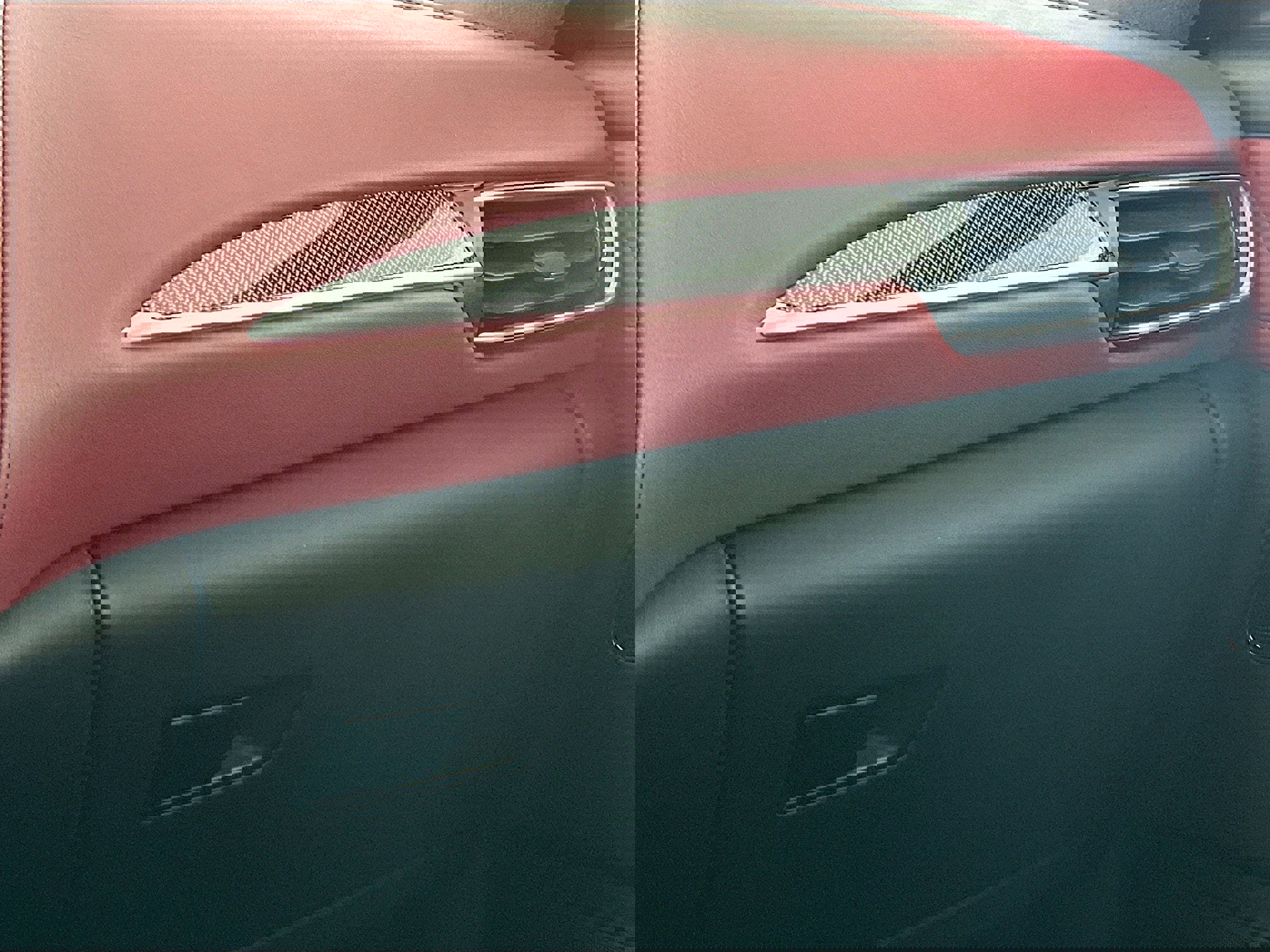 Used 2023 Maserati Levante Modena image 16