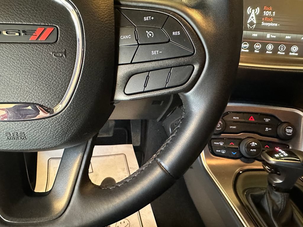 Used 2022 Dodge Challenger SXT AWD/4WD image 11