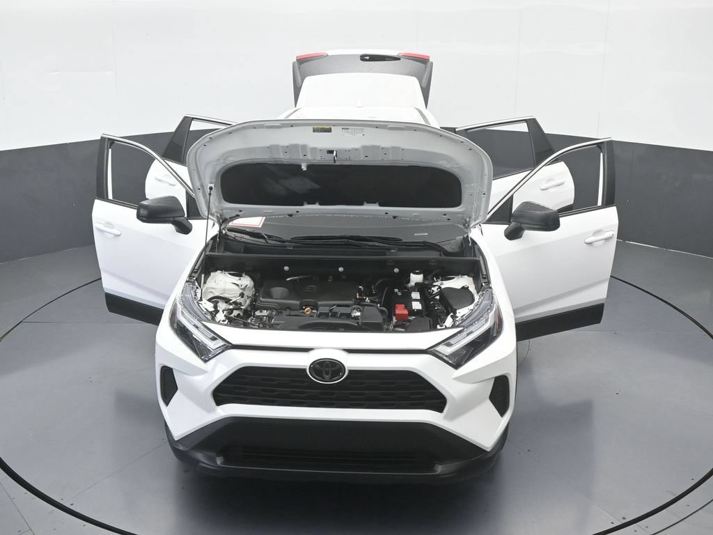 Used 2025 Toyota RAV4 LE AWD/4WD image 67