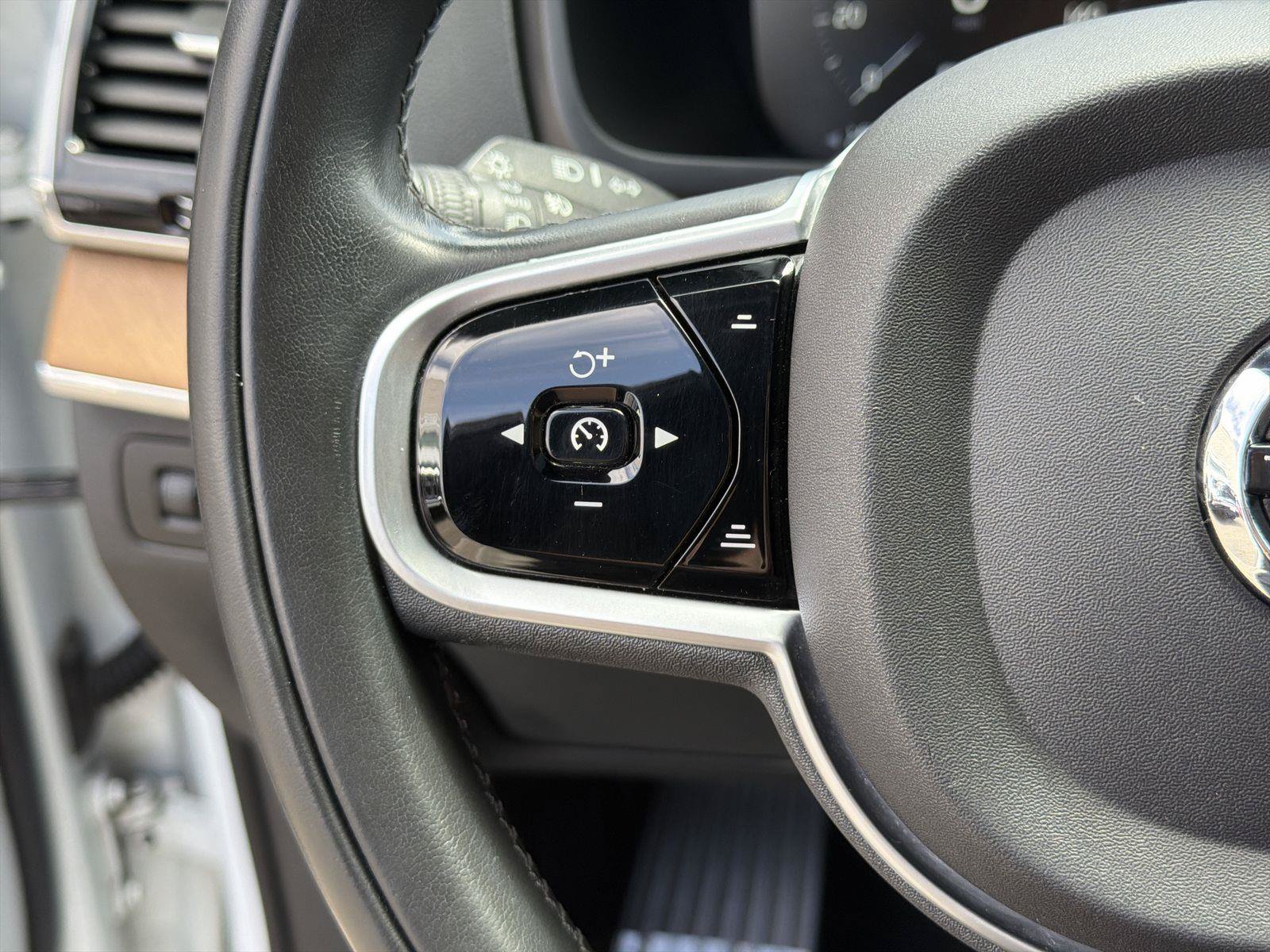 Used 2019 Volvo XC90 T6 Inscription w/ Luxury Package AWD/4WD image 36