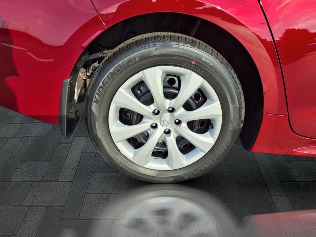 New 2025 Toyota Corolla LE image 7
