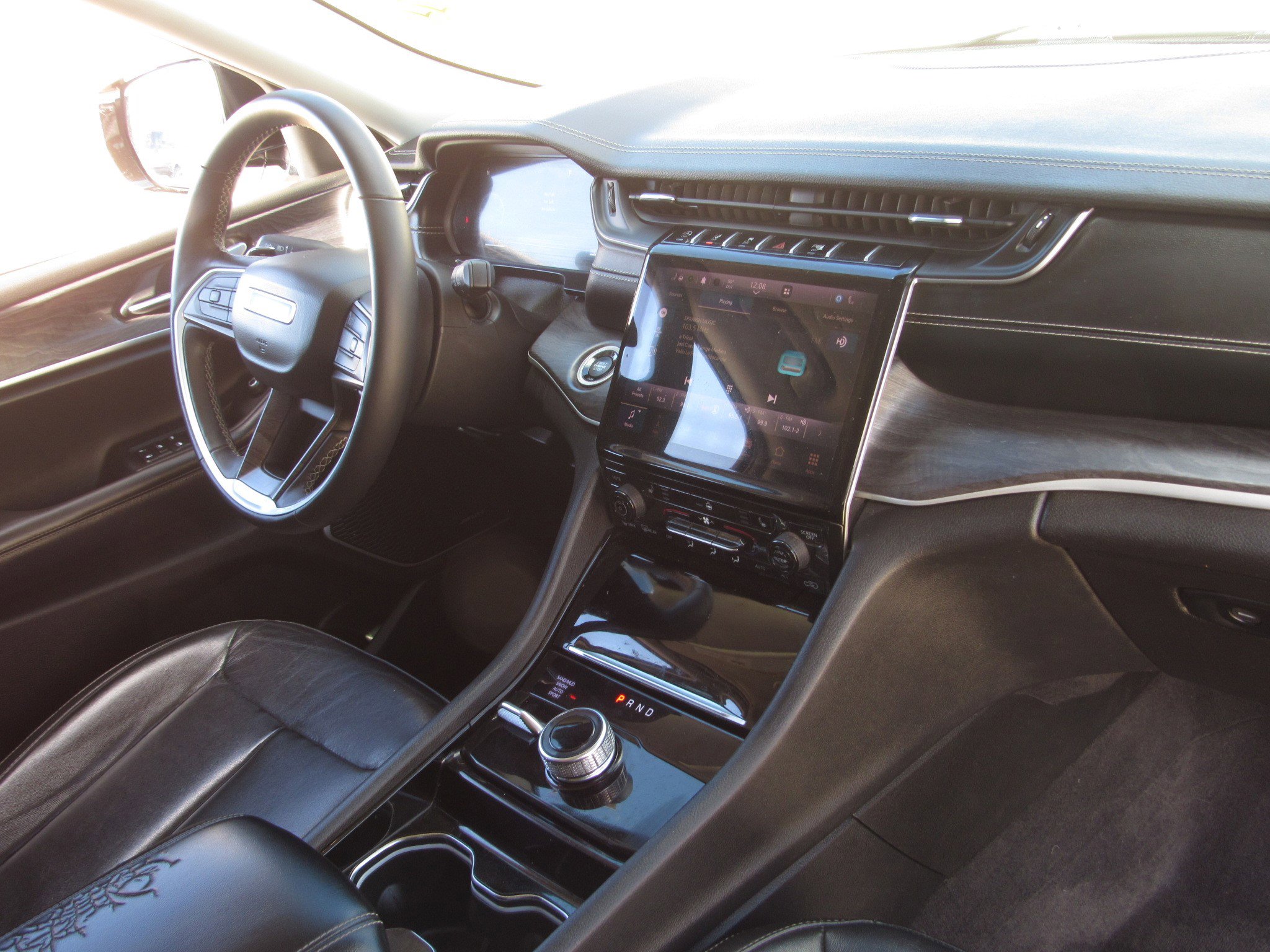 Used 2021 Jeep Grand Cherokee L Limited image 10