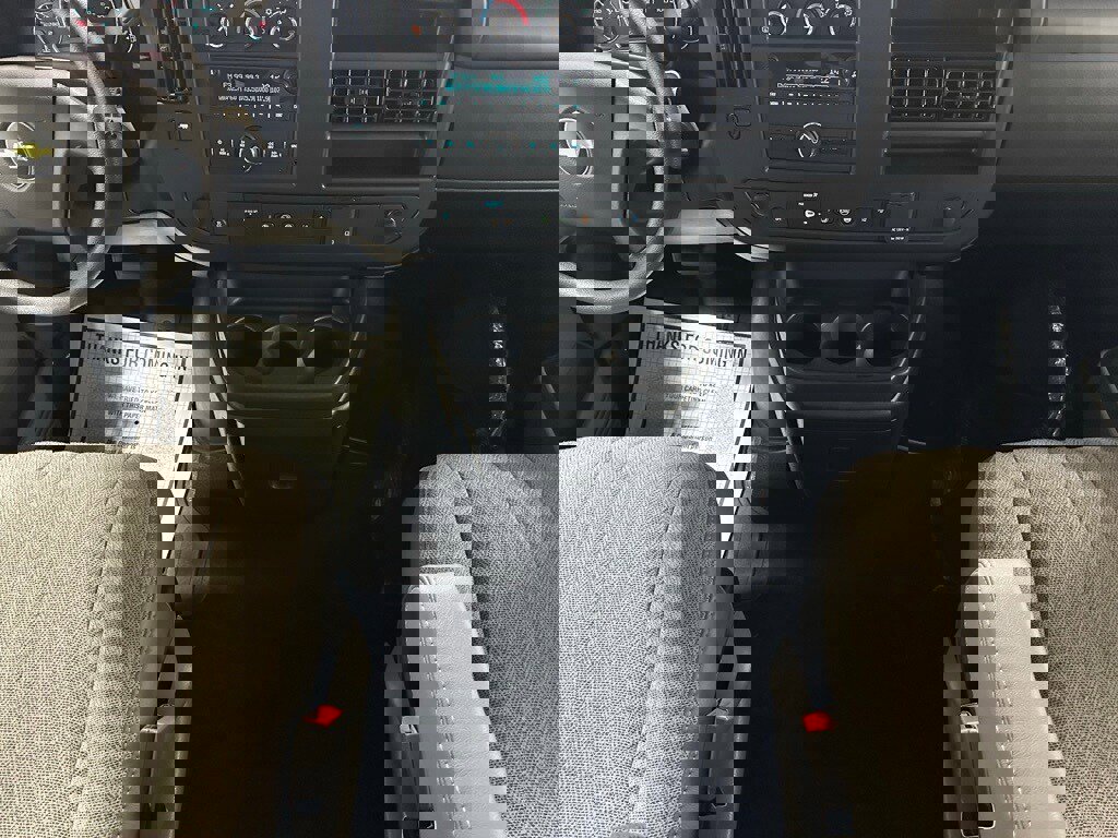 Used 2025 Chevrolet Express 3500 LT w/ LT Preferred Equipment Group image 27