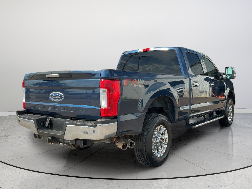 Used 2018 Ford F250 XLT w/ XLT Premium Package AWD/4WD image 6
