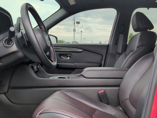 Used 2025 Honda Pilot Black Edition image 10