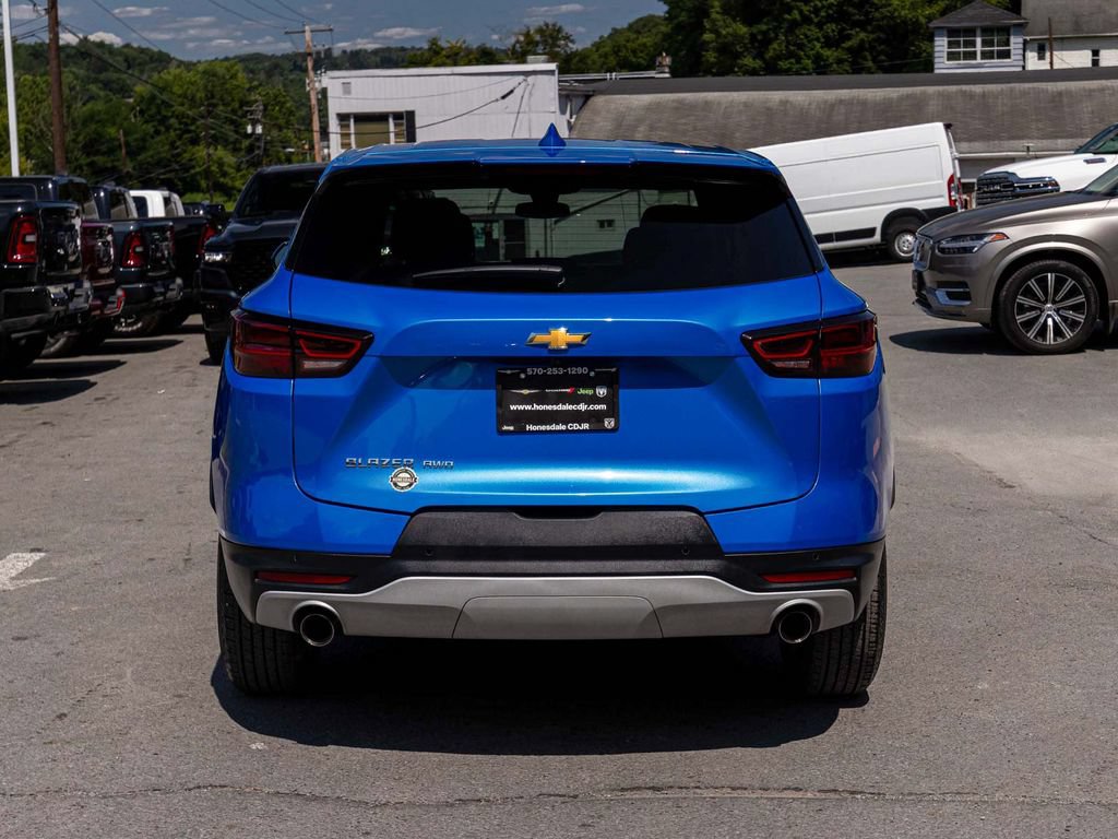Used 2026 Chevrolet Blazer LT AWD/4WD image 5