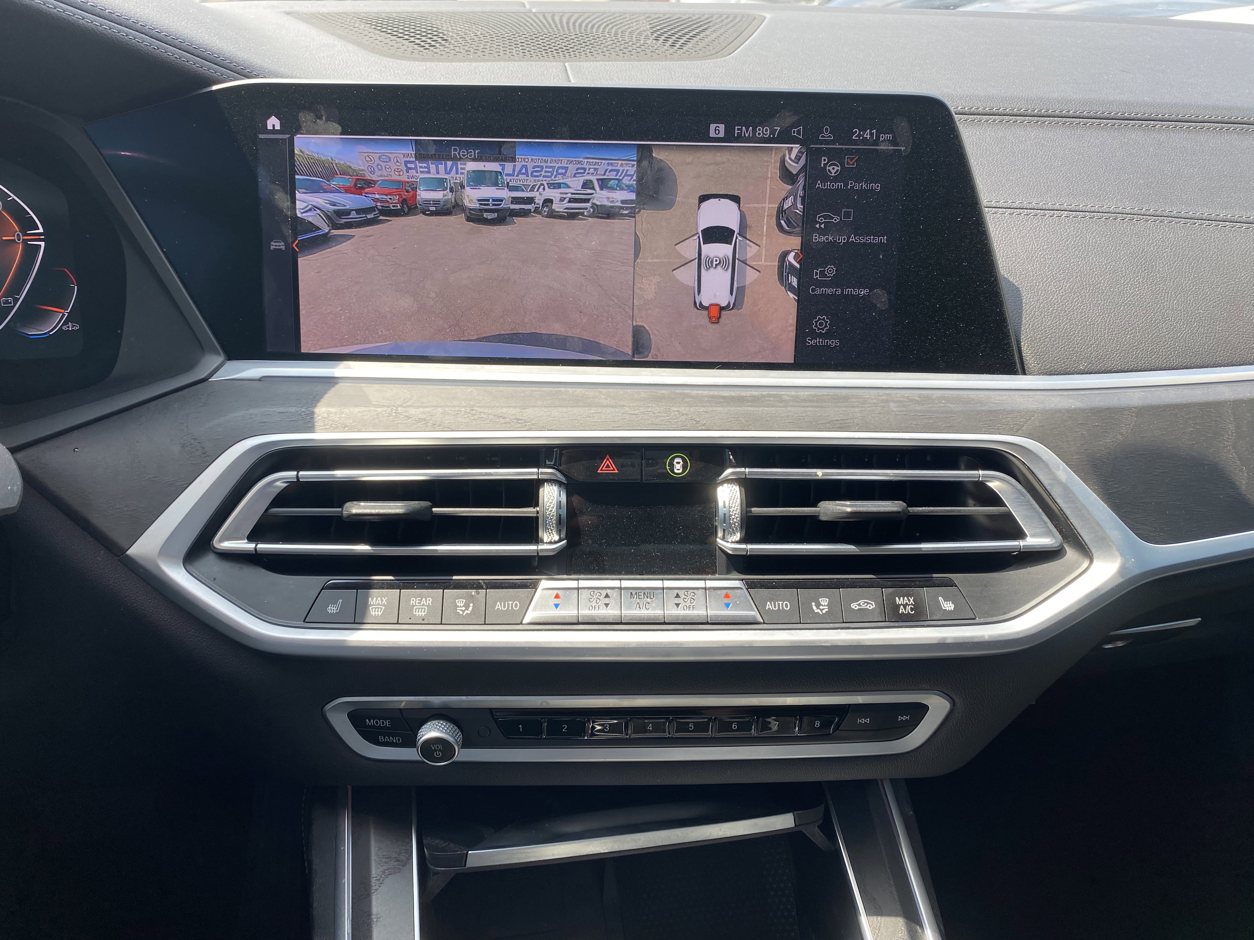 Used 2021 BMW X7 xDrive40i w/ Cold Weather Package AWD/4WD image 13