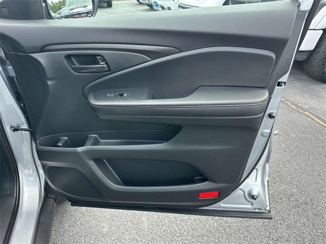 Used 2025 Honda Ridgeline TrailSport image 6