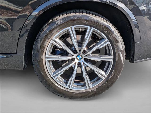 Used 2023 BMW X5 xDrive40i w/ Executive Package image 25