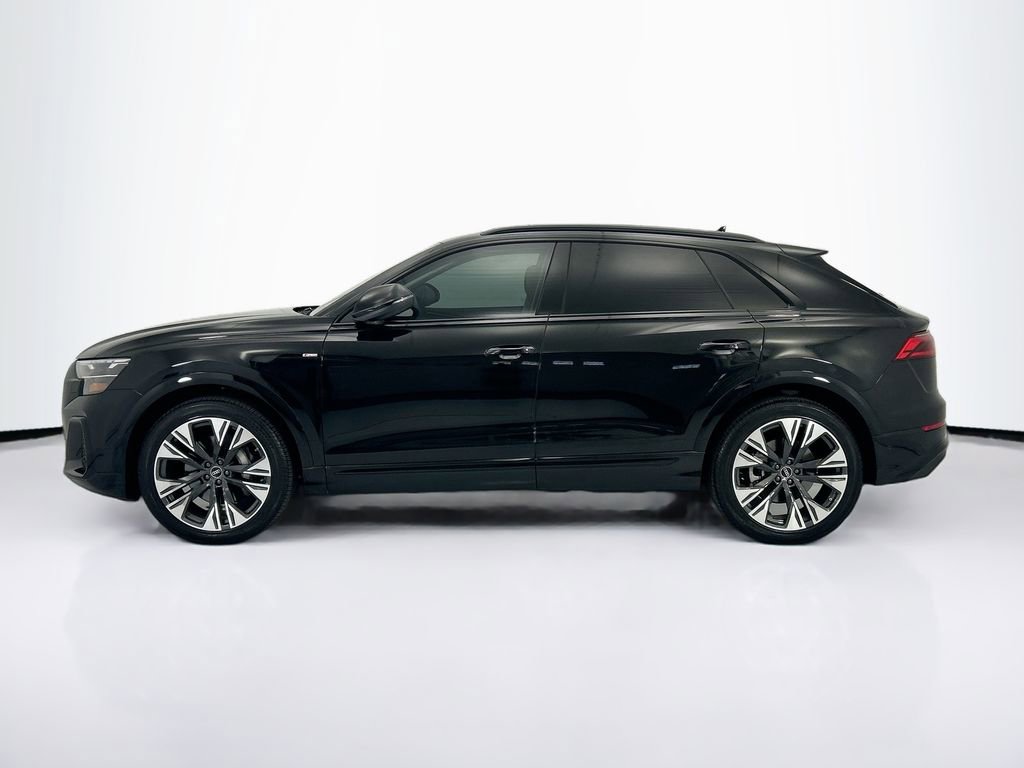 Used 2025 Audi Q8 Premium Plus image 8